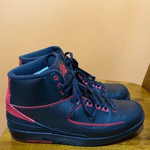 Jordan retro II (black & red)